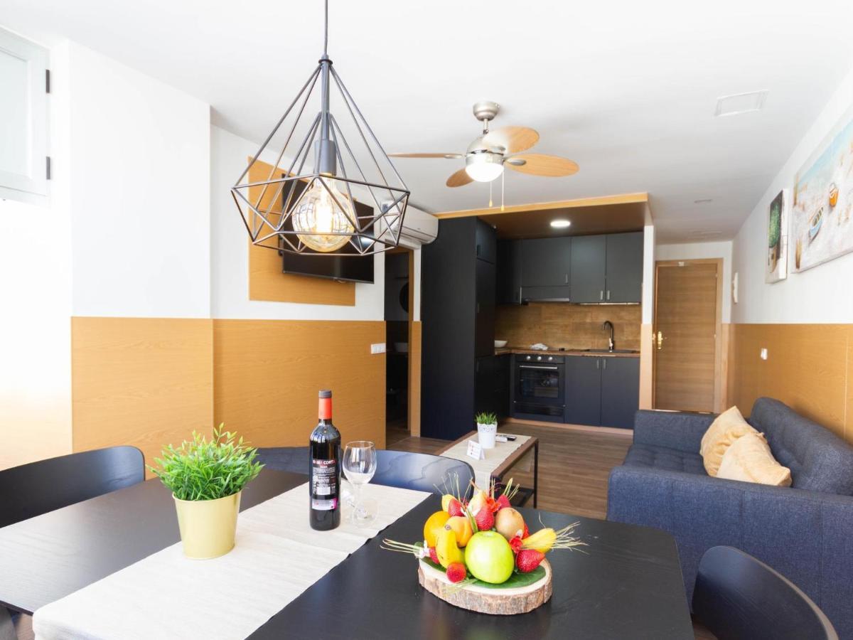 Breeze Friendly Holiday Home Плая дел Инглес Екстериор снимка