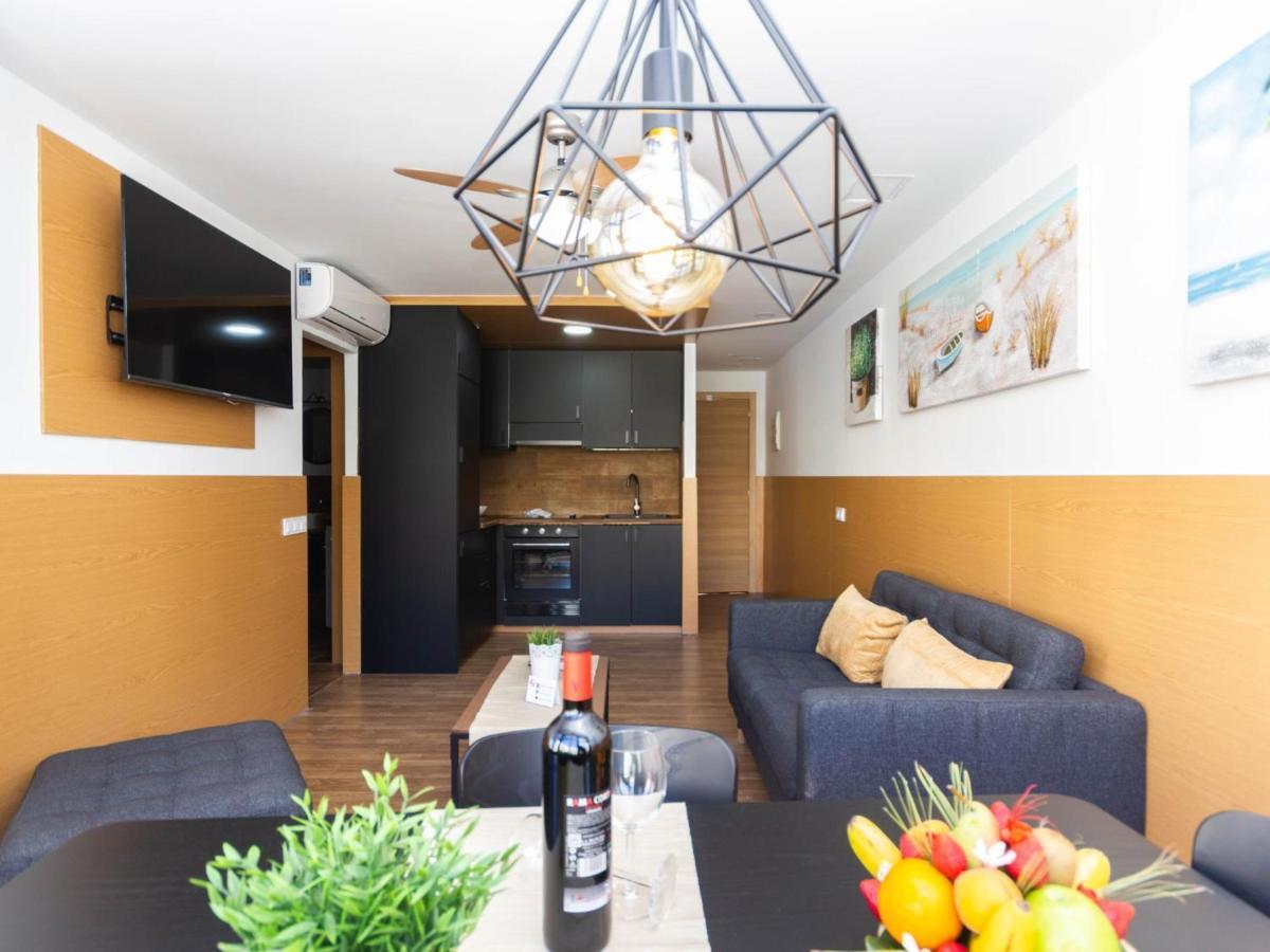 Breeze Friendly Holiday Home Плая дел Инглес Екстериор снимка